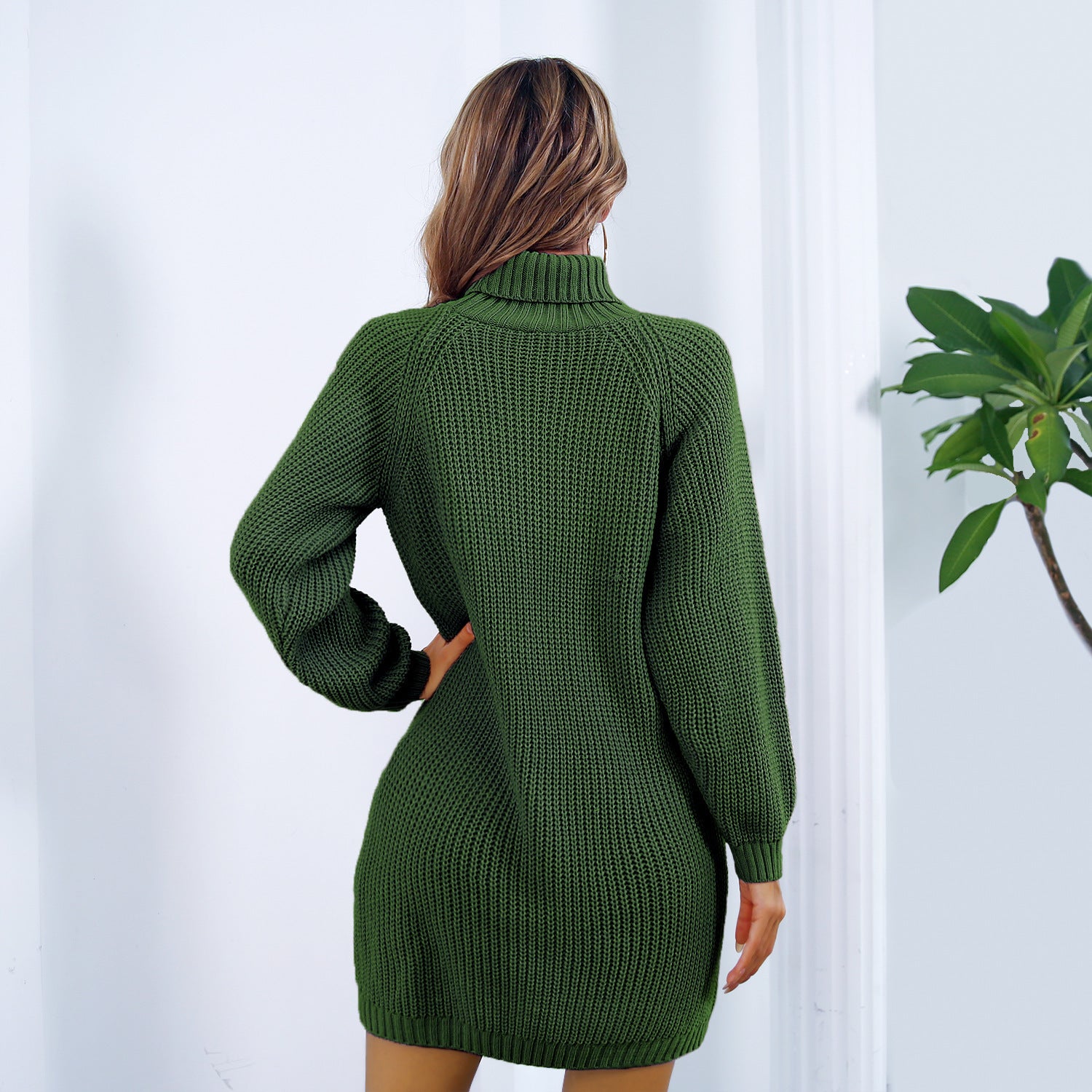 冬のタートルネックボタンデザインの長いセータードレスレジャークリンチ長袖ベースセーターの女性