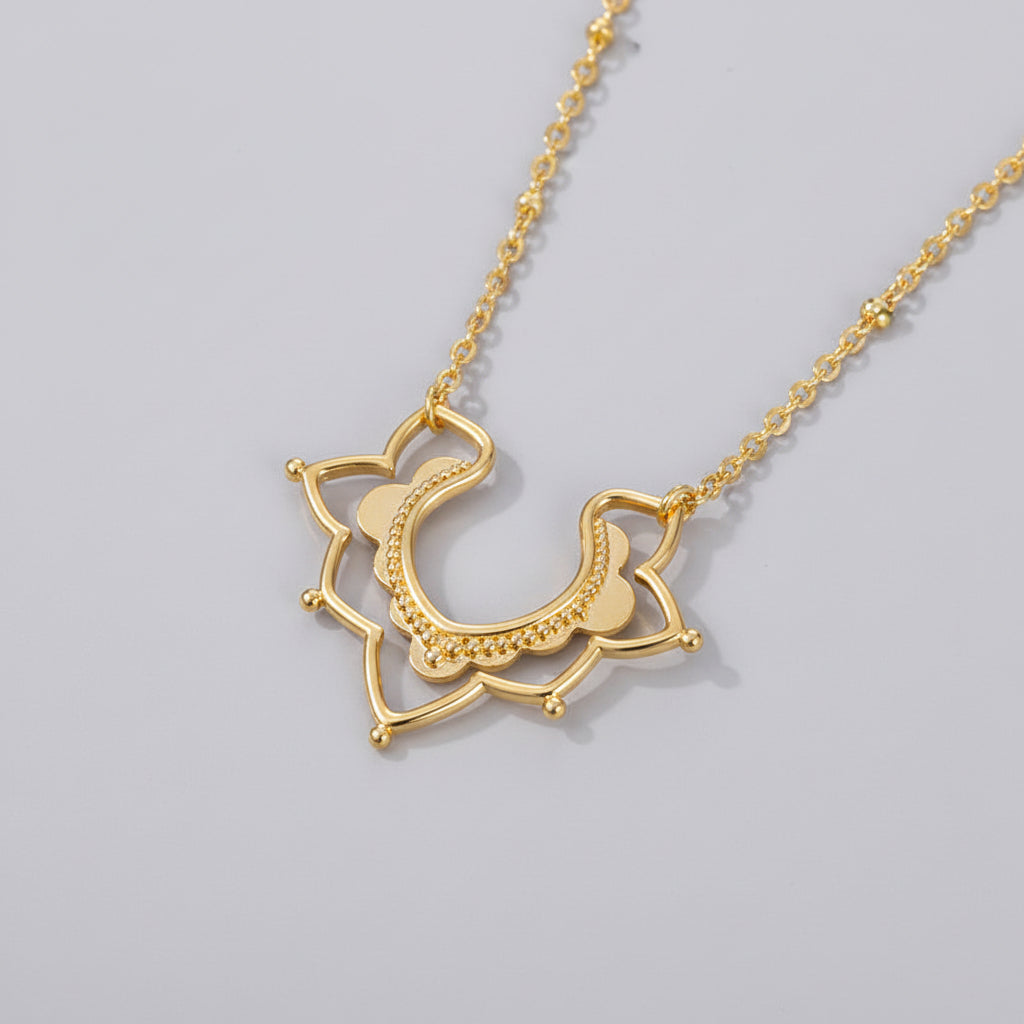 Simplistic Floral Necklace